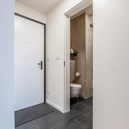 Διαμέρισμα Zwirn Centre Apt, 2 Parking Space, Business&pleasure Μπρατισλάβα