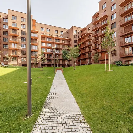 Zwirn Centre Apt, 2 Parking Space, Business&pleasure * Μπρατισλάβα