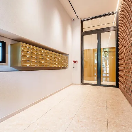 Zwirn Centre Apt, 2 Parking Space, Business&pleasure