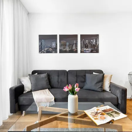 Zwirn Centre Apt, 2 Parking Space, Business&pleasure * Bratislava