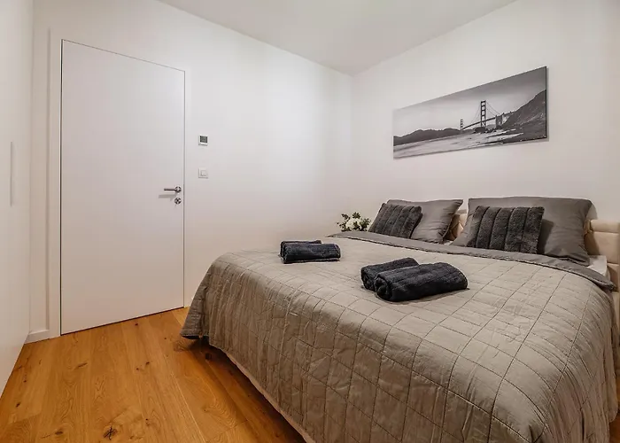 Apartment Zwirn Centre Apt, 2 Parking Space, Business&pleasure *
