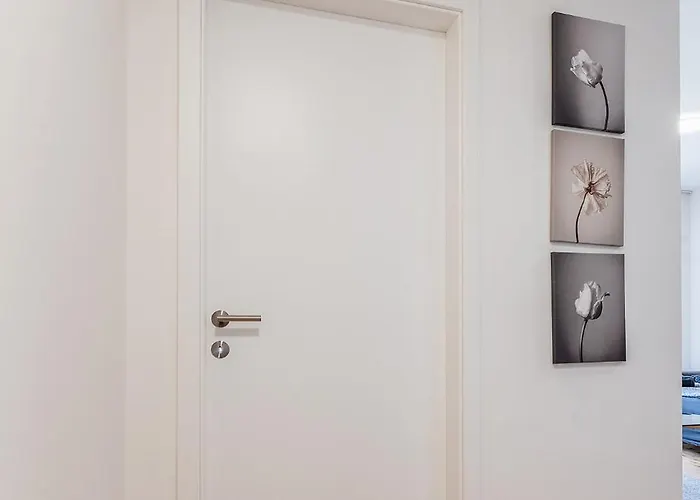 Zwirn Centre Apt, 2 Parking Space, Business&pleasure Apartamento