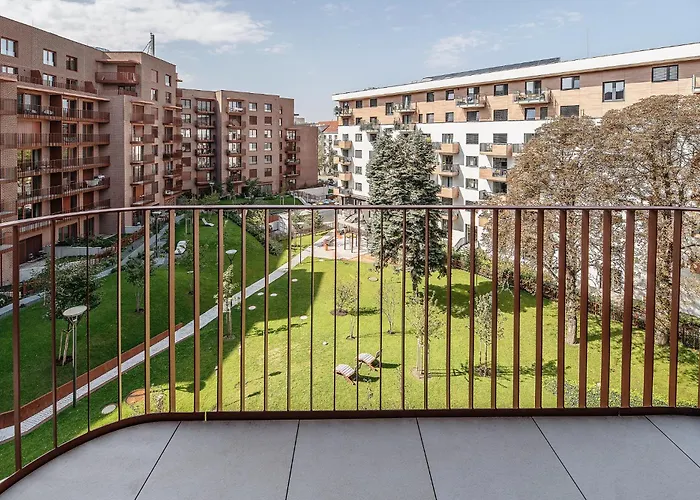 Zwirn Centre Apt, 2 Parking Space, Business&pleasure * Pressburg